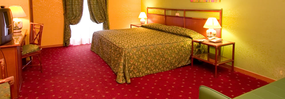 CameChambre Triple H&ocirc;tel Rome